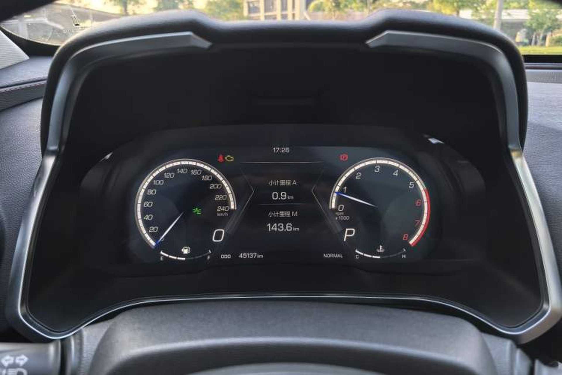 Used Wey VV5 2017 2.0T Flagship Edition Odometer Close Up