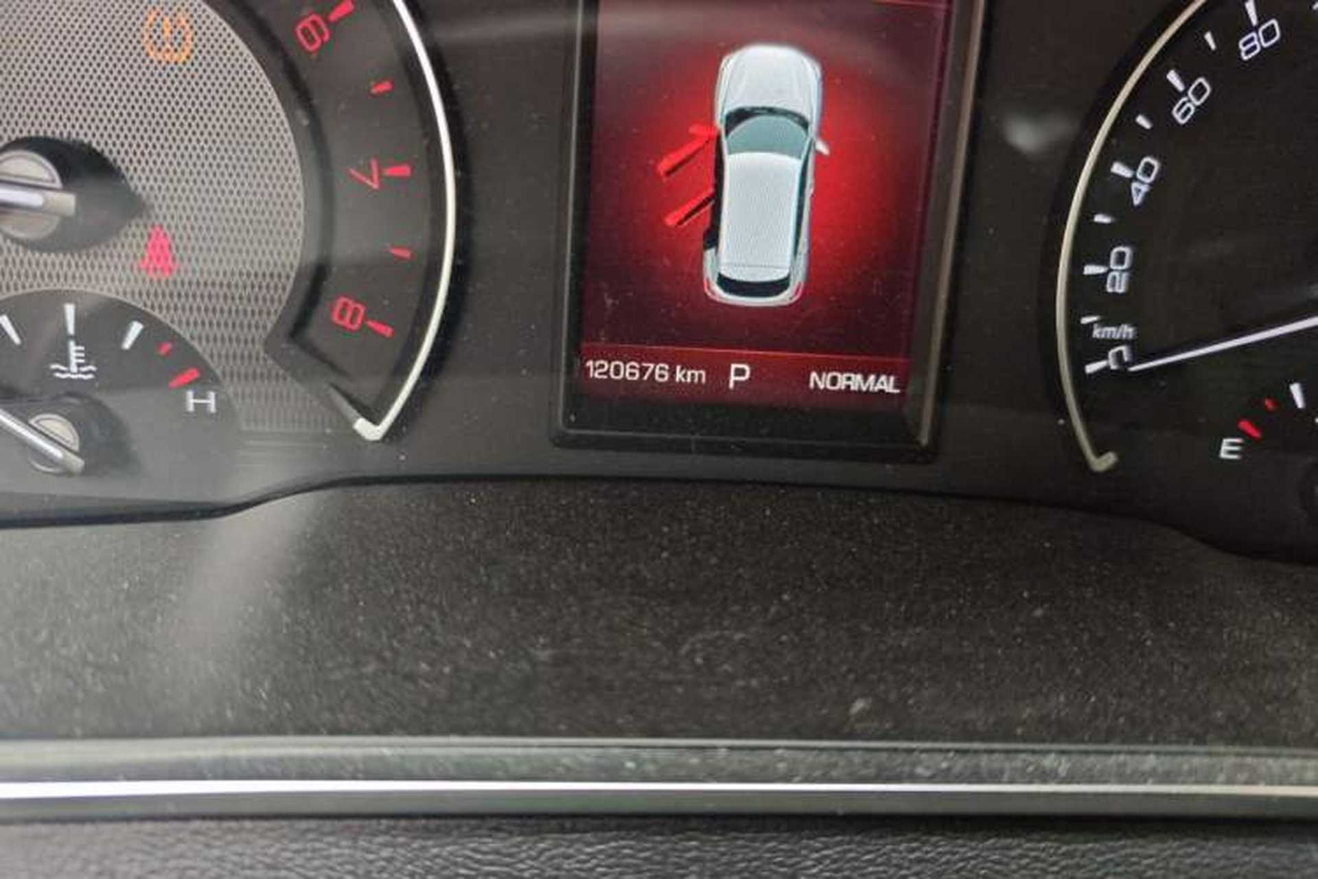 Used Wey VV5 2017 2.0T Ultra-Luxury Version Odometer Close Up