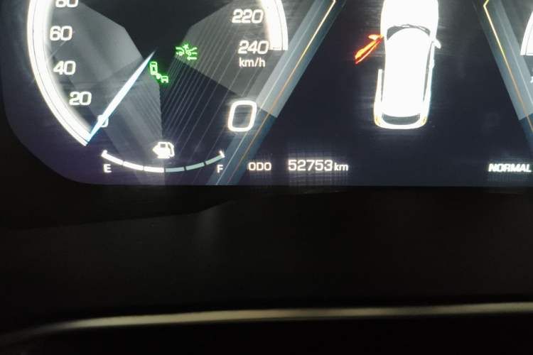 Used Wey VV5 2017 2.0T Flagship Edition Odometer Close Up
