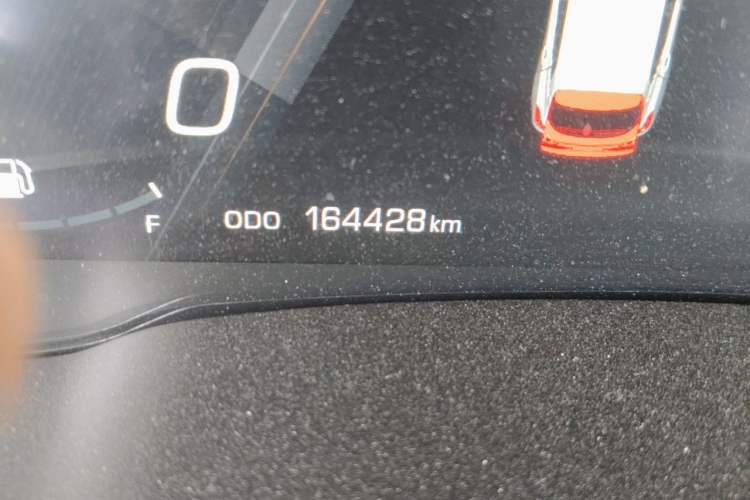 Used Wey VV5 2017 2.0T Flagship Edition Odometer Close Up
