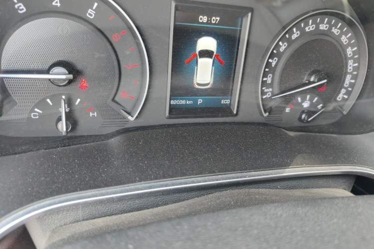 Used Wey VV5 2017 2.0T Ultra-Luxury Version Odometer Close Up