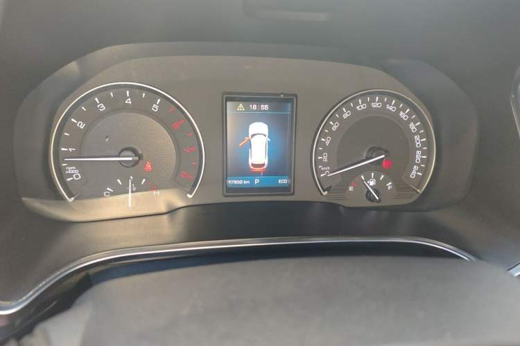 Used Wey VV5 2017 2.0T Ultra-Luxury Version Odometer Close Up
