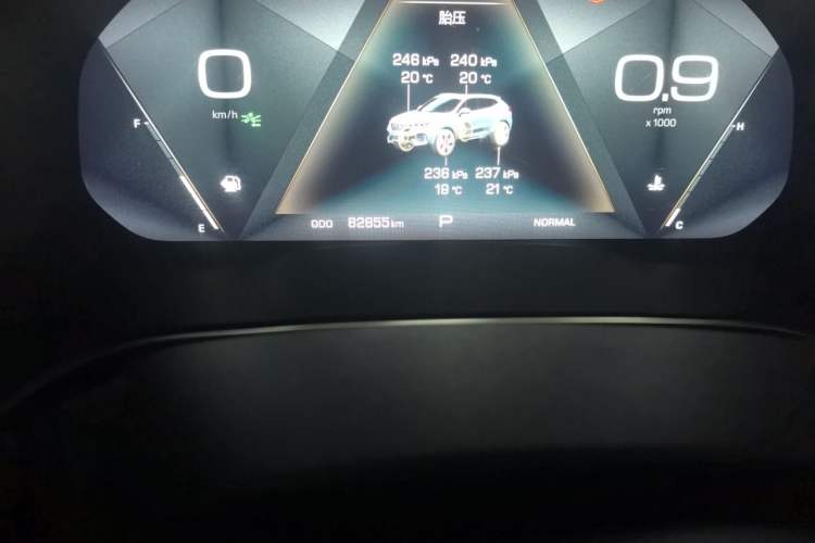 Used Wey VV5 2017 2.0T Flagship Edition Odometer Close Up