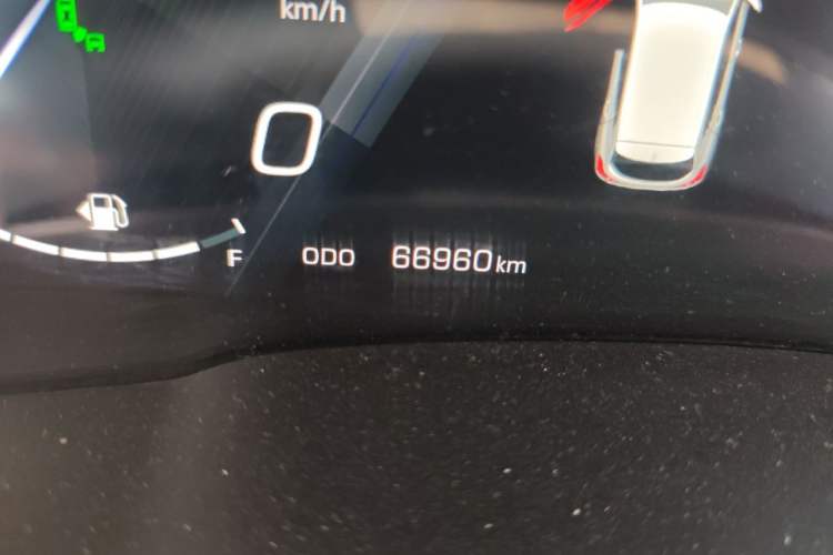 Used Wey VV5 2017 2.0T Flagship Edition Odometer Close Up