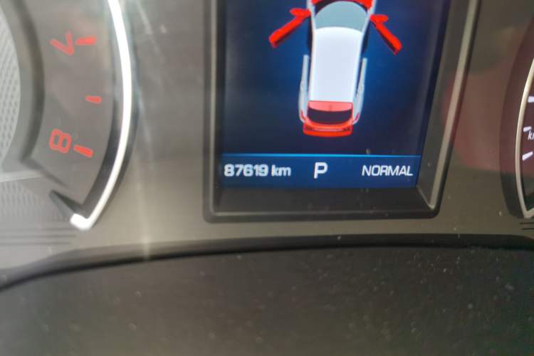 Used Wey VV5 2017 2.0T Ultra-Luxury Version Odometer Close Up