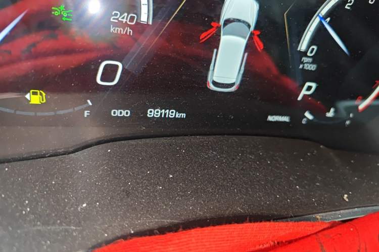 Used Wey VV5 2017 2.0T Flagship Edition Odometer Close Up
