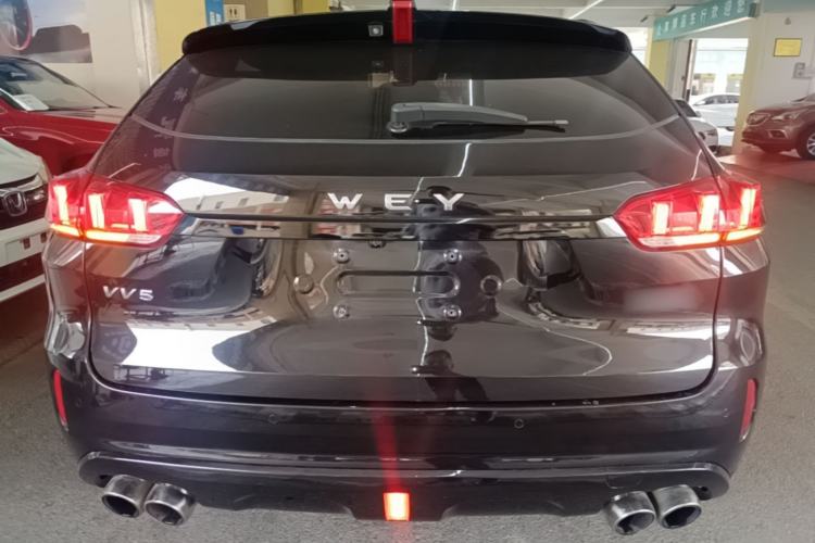 Used Wey VV5 2017 2.0T Ultra-Luxury Version Rear