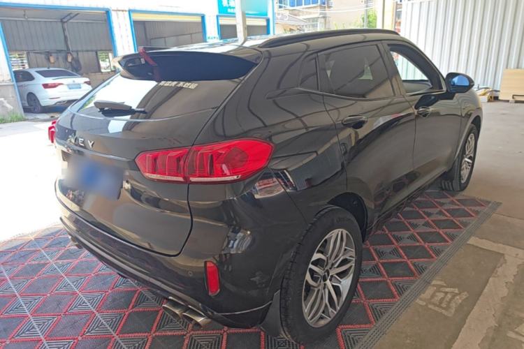 Used Wey VV5 2017 2.0T Ultra-Luxury Version Rear Right 45 Deg