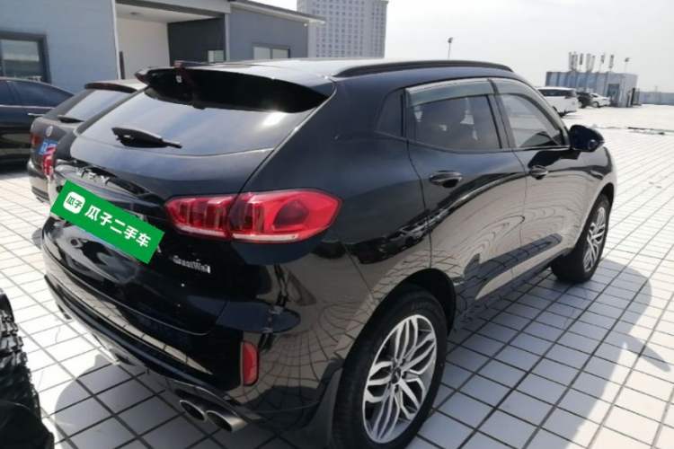 Used Wey VV5 2017 2.0T Ultra-Luxury Version Rear Right 45 Deg