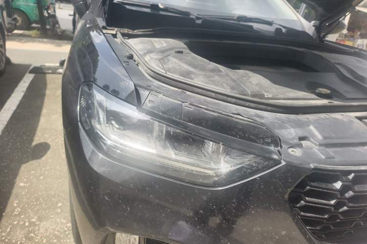 Used Wey VV5 2017 2.0T Ultra-Luxury Version Right Front Headlight