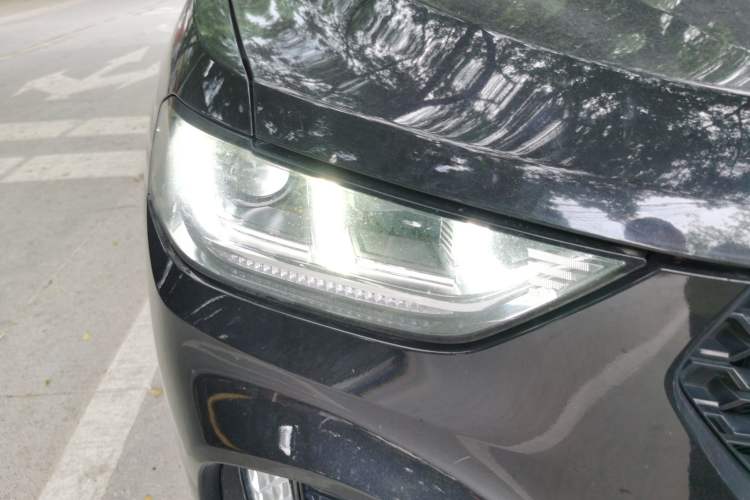 Used Wey VV5 2017 2.0T Flagship Edition Right Front Headlight