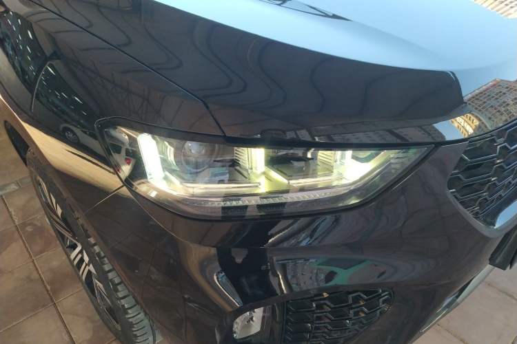 Used Wey VV5 2017 2.0T Flagship Edition Right Front Headlight