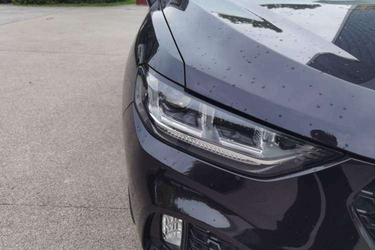 Used Wey VV5 2017 2.0T Ultra-Luxury Version Right Front Headlight