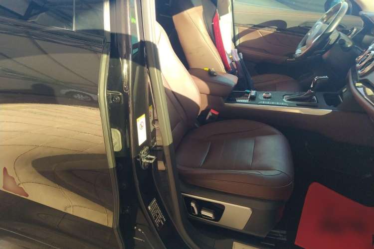Used Wey VV5 2017 2.0T Flagship Edition Right Front Seat