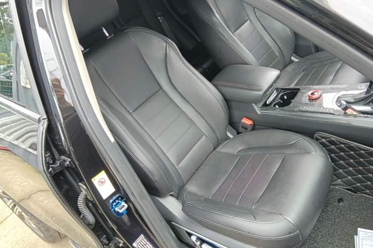 Used Wey VV5 2017 2.0T Flagship Edition Right Front Seat