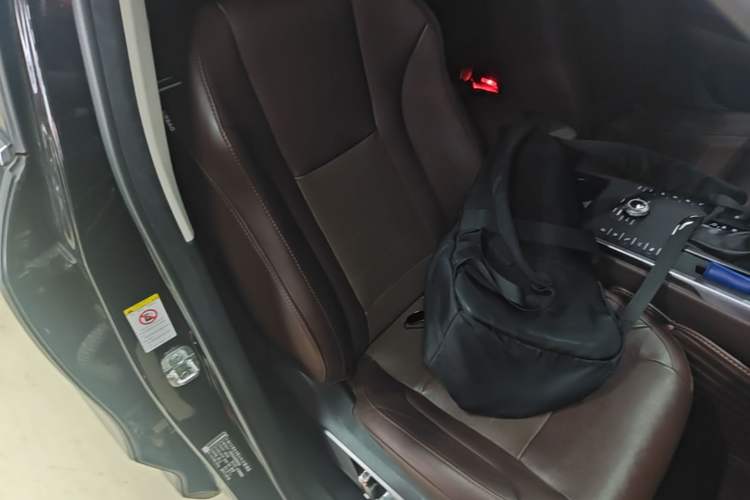 Used Wey VV5 2017 2.0T Flagship Edition Right Front Seat