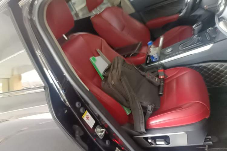 Used Wey VV5 2017 2.0T Ultra-Luxury Version Right Front Seat