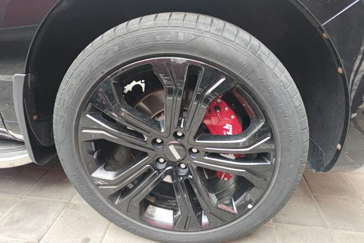 Used Wey VV5 2017 2.0T Flagship Edition Right Front Wheel Hub
