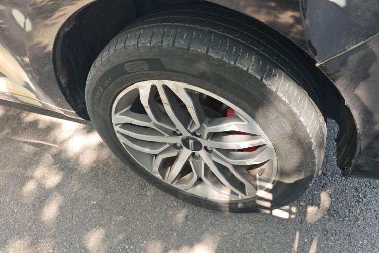 Used Wey VV5 2017 2.0T Ultra-Luxury Version Right Front Wheel Hub