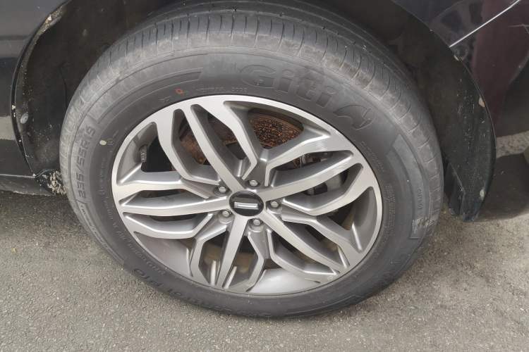 Used Wey VV5 2017 2.0T Ultra-Luxury Version Right Front Wheel Hub