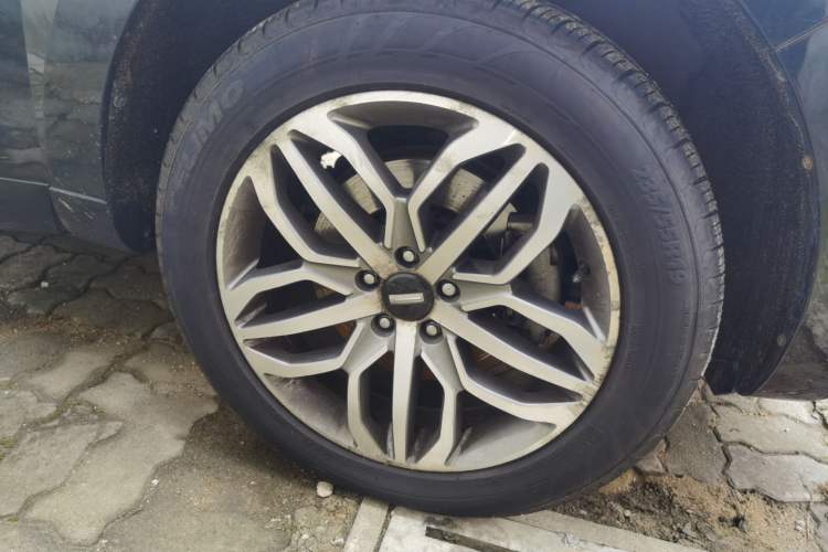 Used Wey VV5 2017 2.0T Ultra-Luxury Version Right Front Wheel Hub