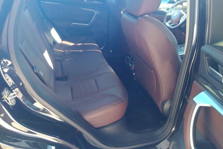 Used Wey VV5 2017 2.0T Flagship Edition Right Rear Seat