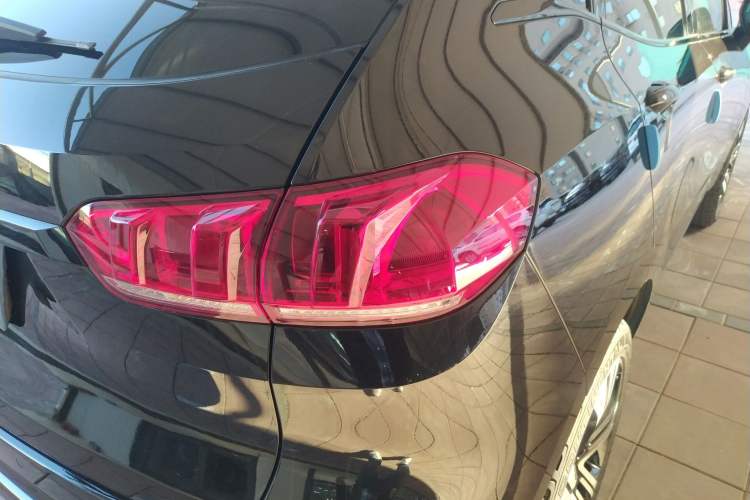 Used Wey VV5 2017 2.0T Flagship Edition Right Rear Taillight