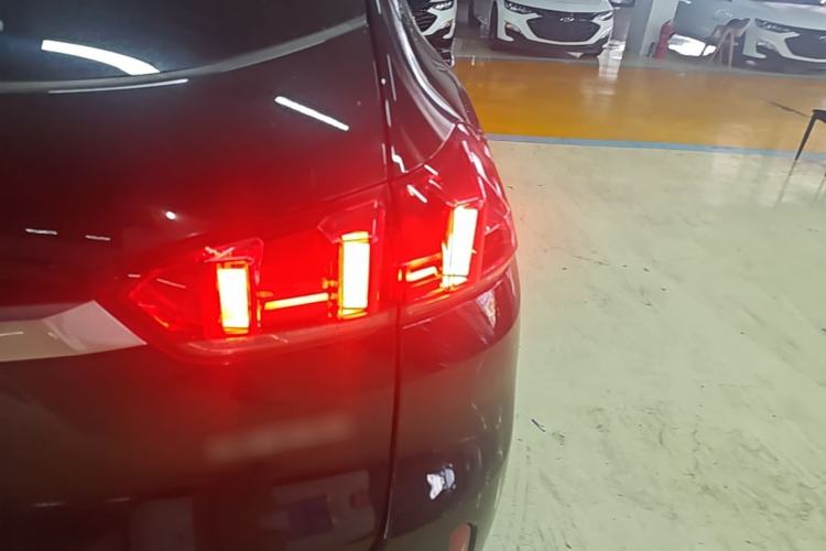 Used Wey VV5 2017 2.0T Flagship Edition Right Rear Taillight