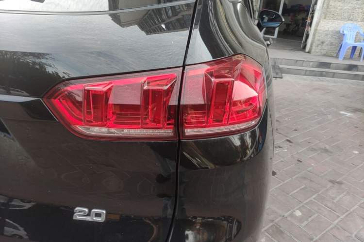 Used Wey VV5 2017 2.0T Flagship Edition Right Rear Taillight