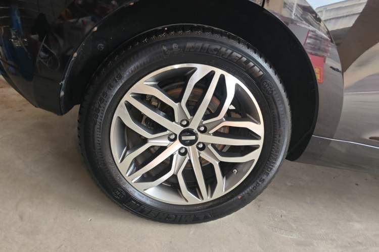 Used Wey VV5 2017 2.0T Ultra-Luxury Version Right Rear Wheel Hub
