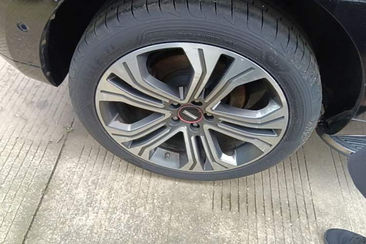 Used Wey VV5 2017 2.0T Flagship Edition Right Rear Wheel Hub
