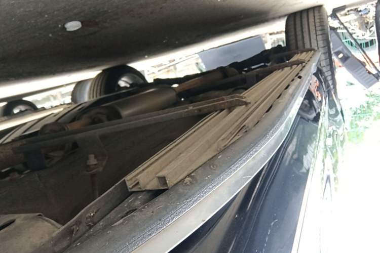 Used Wey VV5 2017 2.0T Flagship Edition Right Side Sill