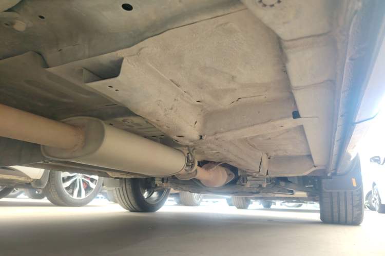 Used Wey VV5 2017 2.0T Flagship Edition Right Side Sill