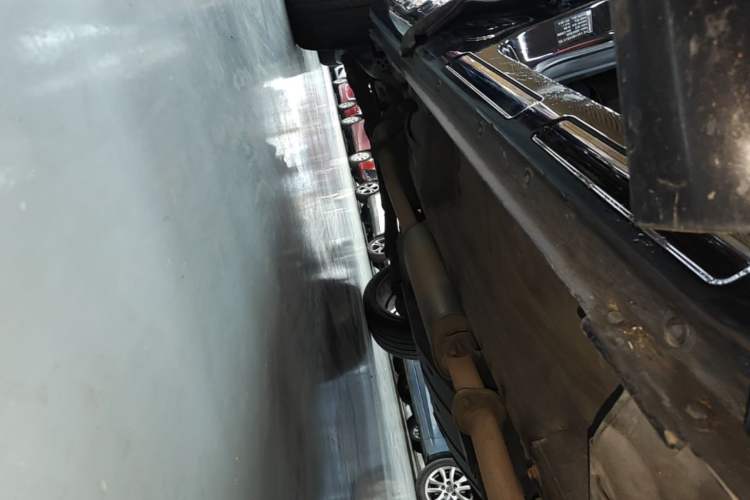 Used Wey VV5 2017 2.0T Flagship Edition Right Side Sill