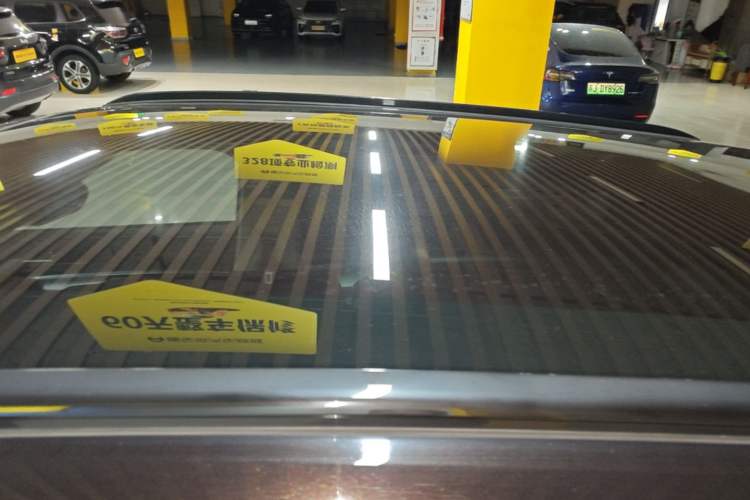 Used Wey VV5 2017 2.0T Flagship Edition Roof