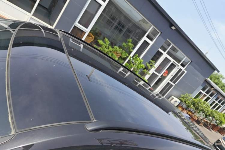 Used Wey VV5 2017 2.0T Ultra-Luxury Version Roof
