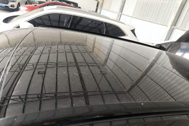 Used Wey VV5 2017 2.0T Flagship Edition Roof