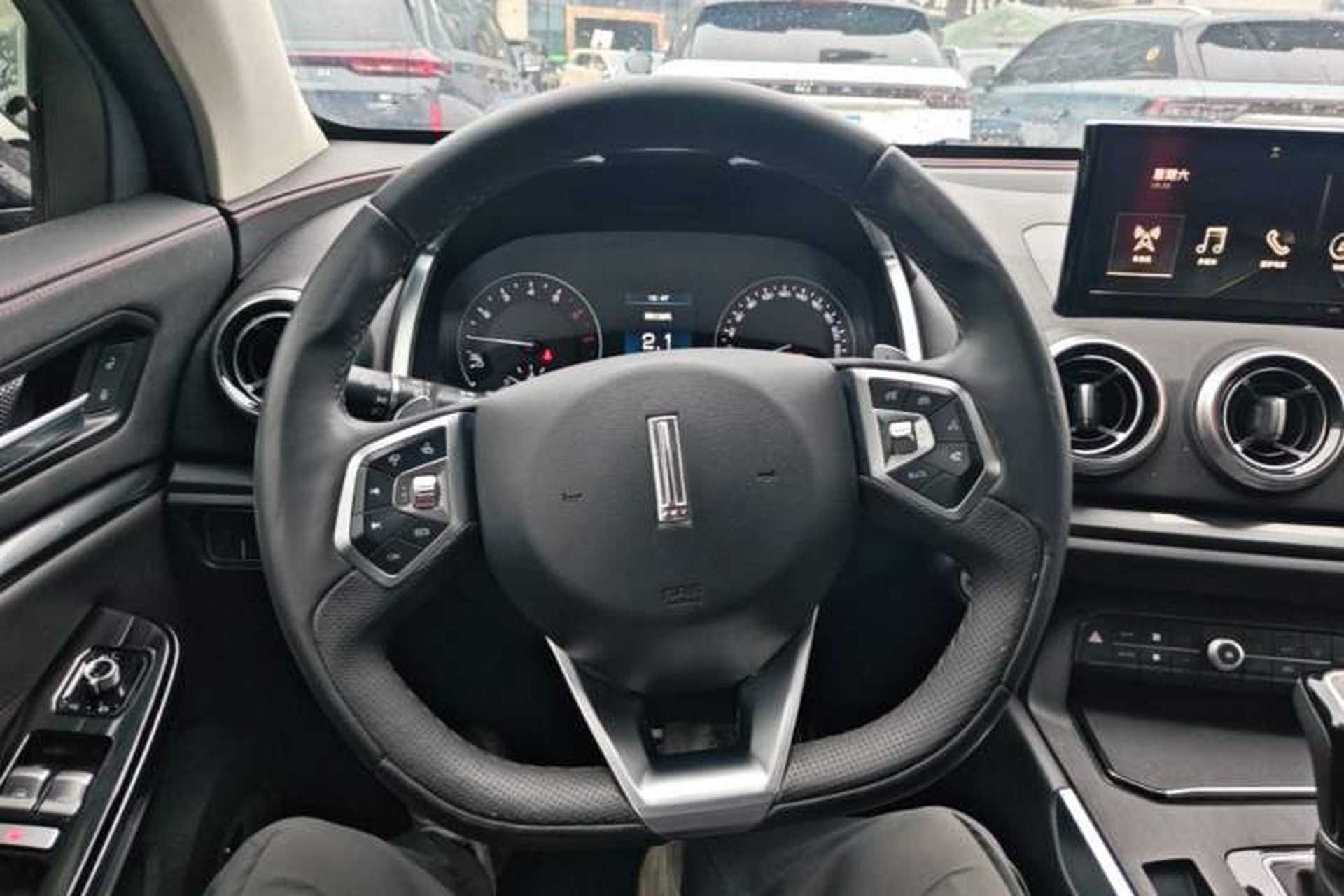 Used Wey VV5 2017 2.0T Ultra-Luxury Version Steering Wheel