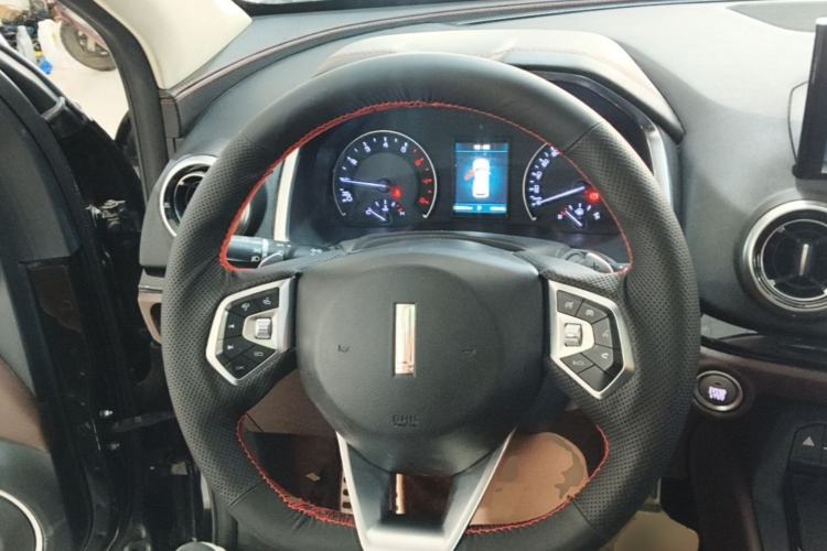 Used Wey VV5 2017 2.0T Ultra-Luxury Version Steering Wheel