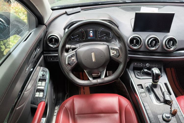 Used Wey VV5 2017 2.0T Ultra-Luxury Version Steering Wheel