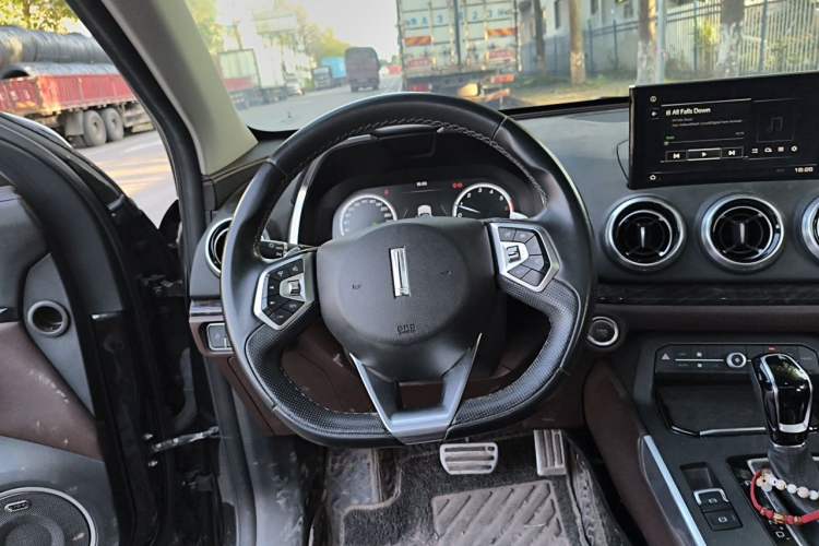 Used Wey VV5 2017 2.0T Flagship Edition Steering Wheel