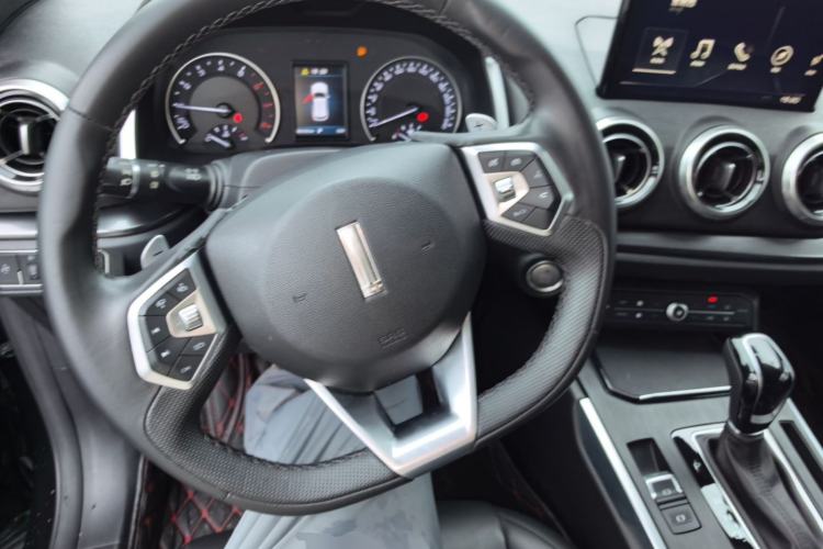 Used Wey VV5 2017 2.0T Ultra-Luxury Version Steering Wheel