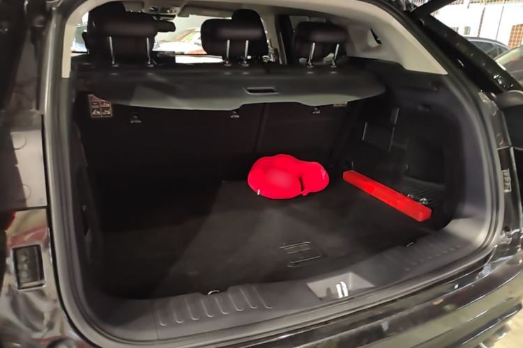Used Wey VV5 2017 2.0T Flagship Edition Trunk