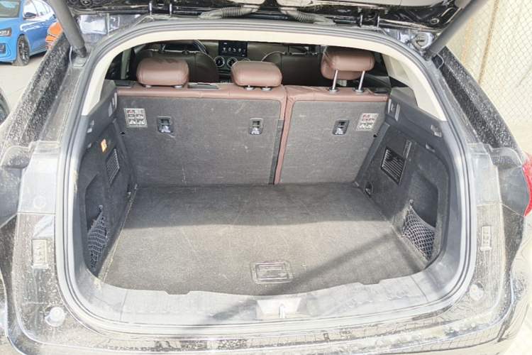 Used Wey VV5 2017 2.0T Ultra-Luxury Version Trunk