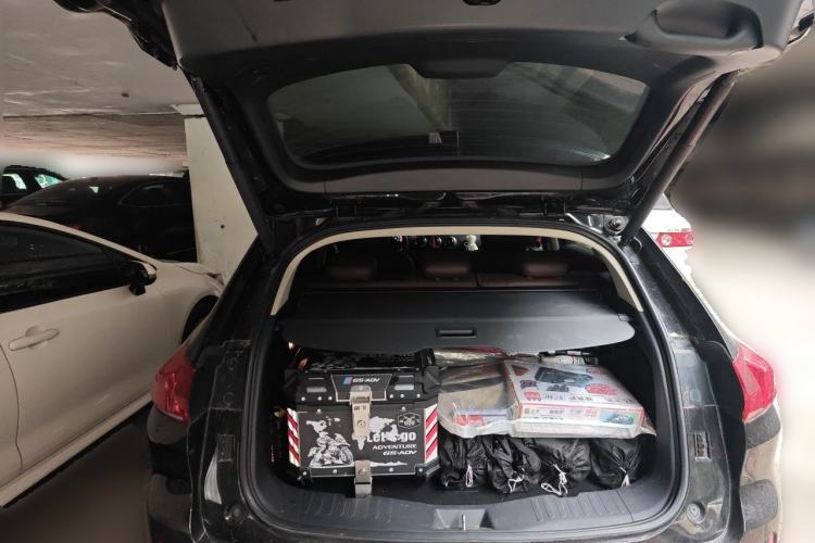 Used Wey VV5 2017 2.0T Flagship Edition Trunk
