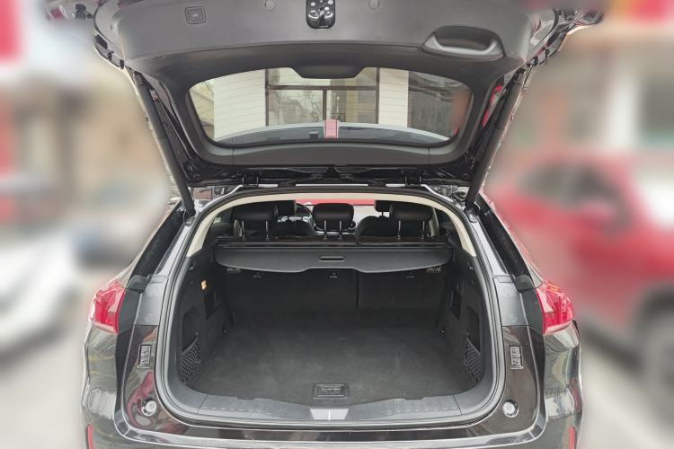 Used Wey VV5 2017 2.0T Flagship Edition Trunk