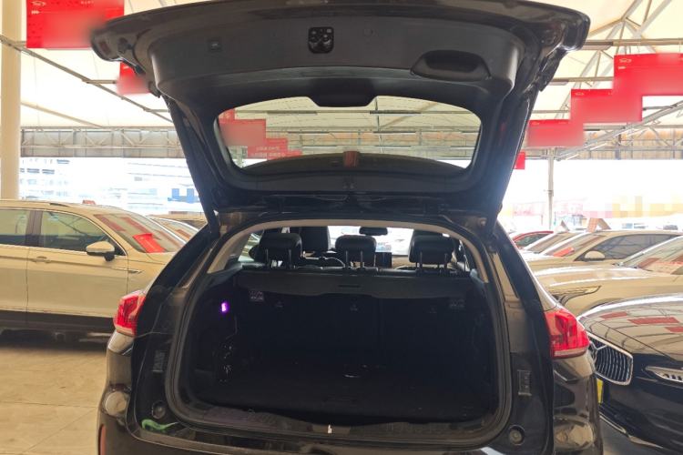 Used Wey VV5 2017 2.0T Ultra-Luxury Version Trunk