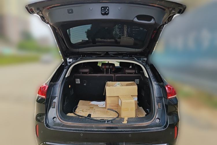 Used Wey VV5 2017 2.0T Ultra-Luxury Version Trunk