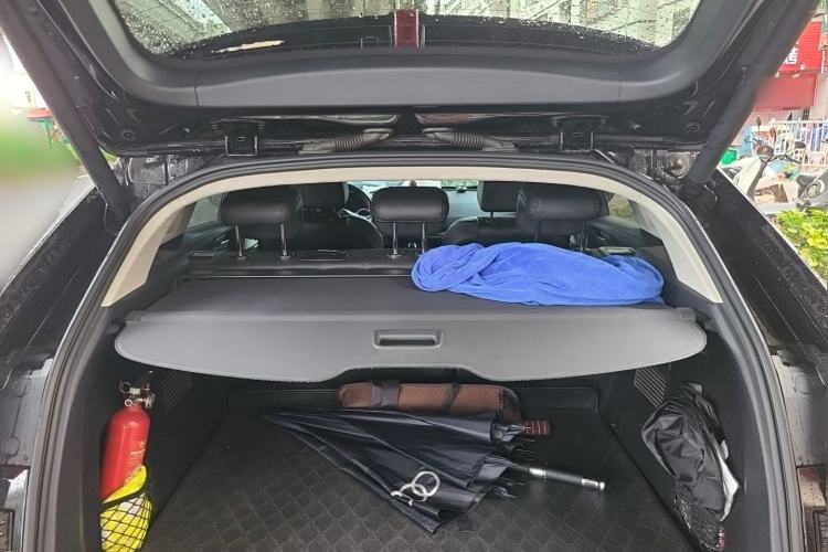 Used Wey VV5 2017 2.0T Ultra-Luxury Version Trunk