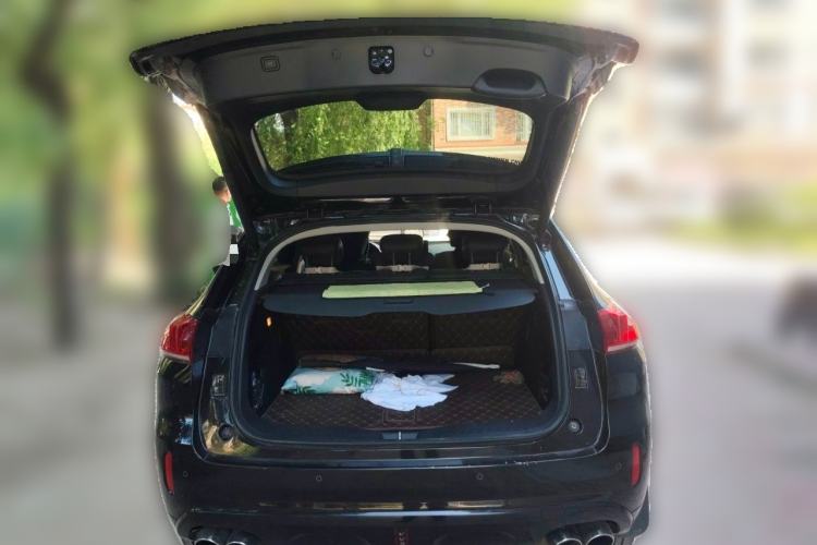 Used Wey VV5 2017 2.0T Ultra-Luxury Version Trunk